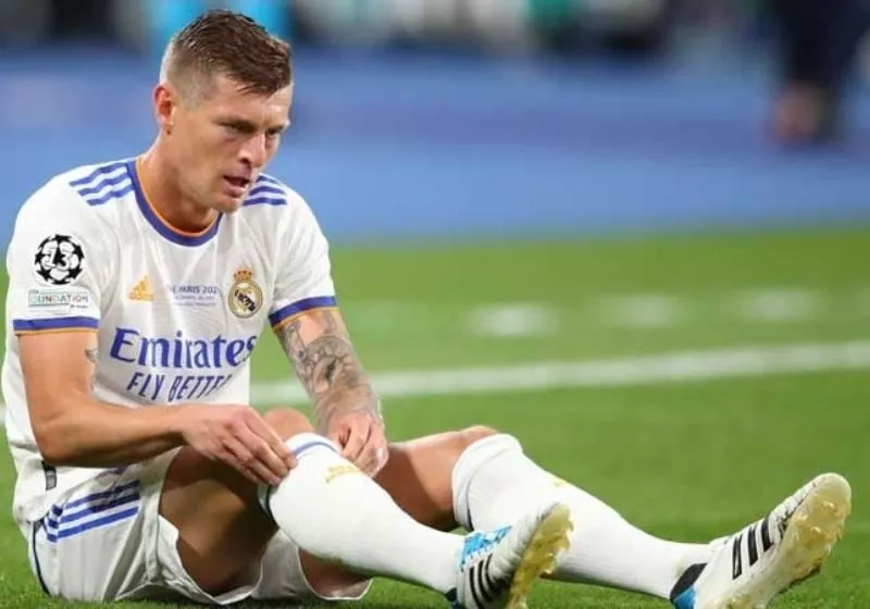 giay-toni-kroos-1
