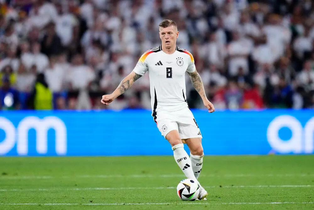 Toni Kroos Banner