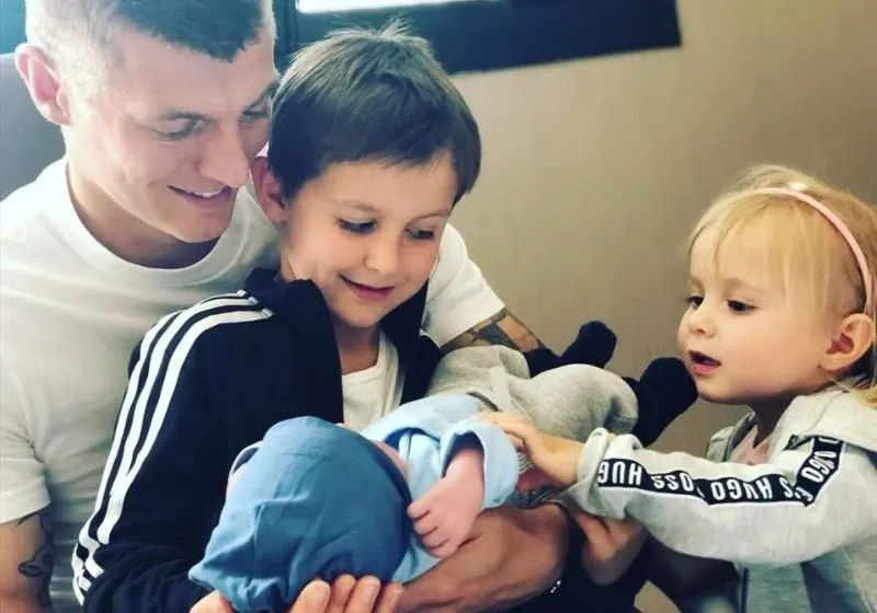 vo-toni-kroos-2